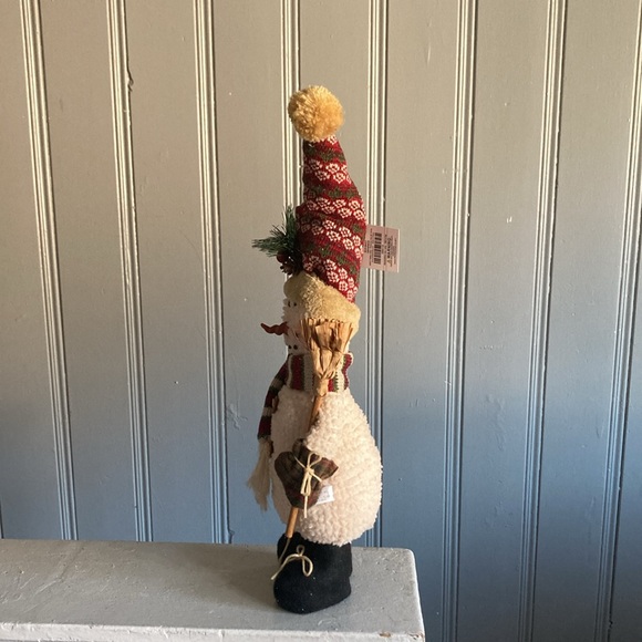 NWT- 19” Standing Snowman ⛄️ Holiday Greeter Decoration Holding Broom 🧹 Adj.Hat - Picture 12 of 17